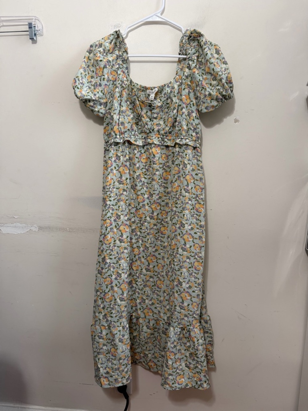 By the River Floral Puff-Sleeve Midi Dress Women’s Size Medium Multicolored - Picture 2 of 10